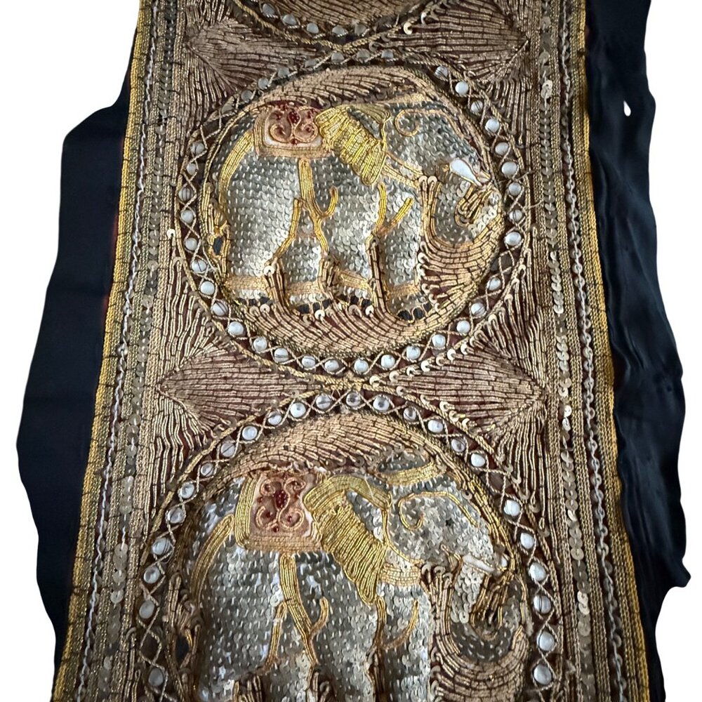 Vintage Embroidered Elephant Textile Wall Hanging Decorative Panel - Picture 6 of 11